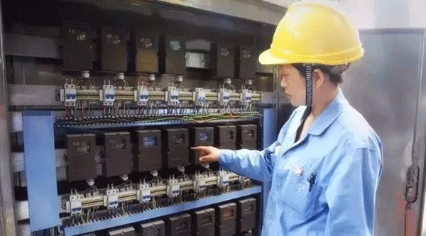 步進(jìn)電機(jī)和伺服電機(jī)的27個(gè)區(qū)別——西安泰富西瑪電機(jī)(西安西瑪電機(jī)集團(tuán)股份有限公司)官方網(wǎng)站 步進(jìn)電機(jī)和伺服電機(jī)的27個(gè)區(qū)別——西安泰富西瑪電機(jī)(西安西瑪電機(jī)集團(tuán)股份有限公司)官方網(wǎng)站
