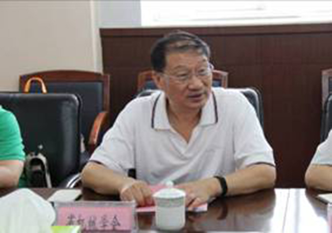 王潤孝秘書長主持會議