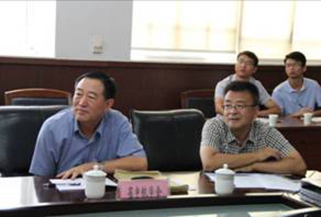 省宇航學(xué)會副秘書長孫鳳周、研究員張冠華